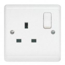 Contactum Aspire 13A 1 Gang white switched socket. Slminline modern switches