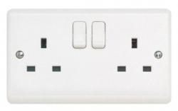 Contactum Aspire 13A 2 Gang white switched socket